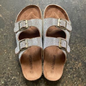 NWOT Forever 21Rhinestone Buckled Espadrille Sandals